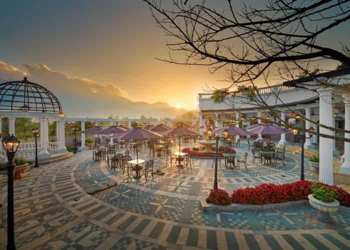 Không gian khu nghỉ dưỡng Silk Path Grand Resort & Spa
