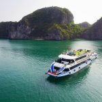 Tàu La Casta Daily tour thăm Vịnh Hạ Long 8 tiếng