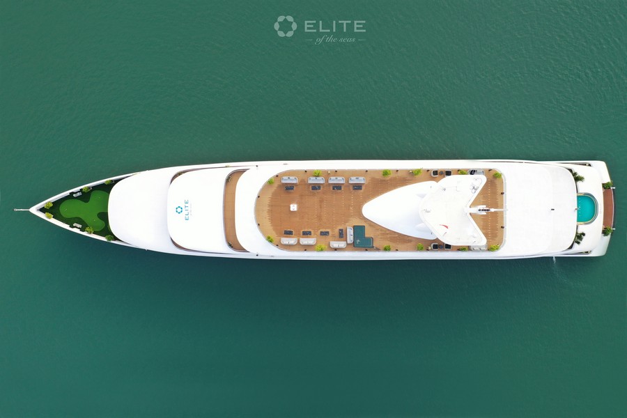 Du thuyền Elite of the Sea nhìn từ trên cao 